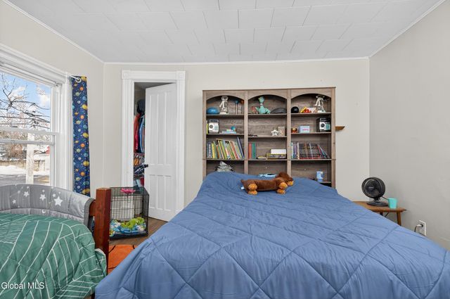 221 1st Street, Scotia, NY 12302