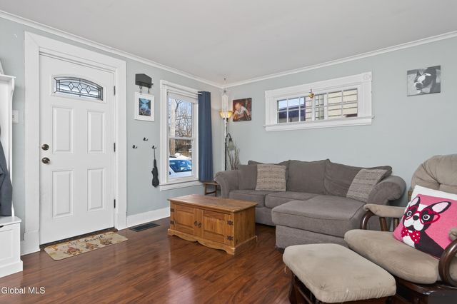 221 1st Street, Scotia, NY 12302