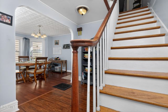 221 1st Street, Scotia, NY 12302