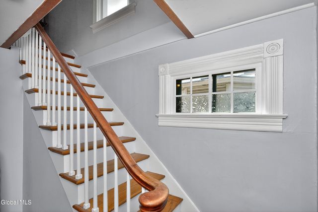 221 1st Street, Scotia, NY 12302