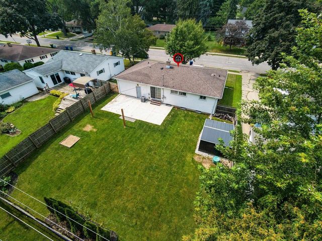 825 TOMMARK STREET, Green Bay, WI 54304