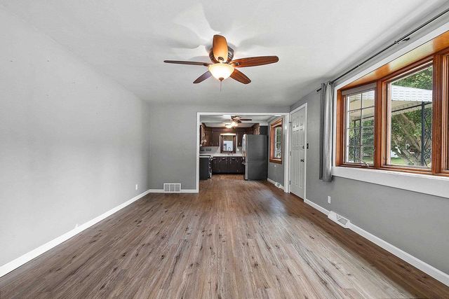 825 TOMMARK STREET, Green Bay, WI 54304