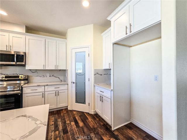 11462 Prado, Pinon Hills, CA 92372