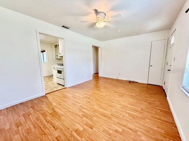 733 W PENNSYLVANIA AVENUE, Deland, FL 32720