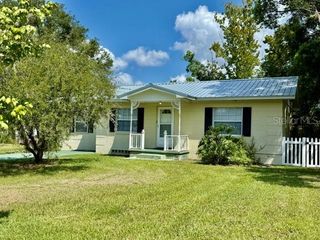 733 W PENNSYLVANIA AVENUE, Deland, FL 32720