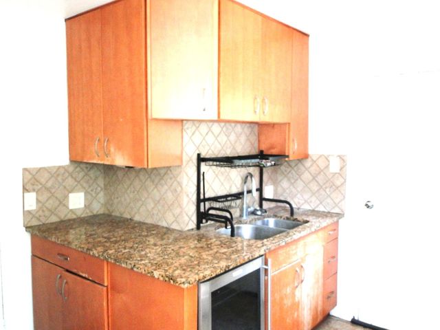 200 Romayne Avenue, Joliet, IL 60436