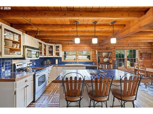 17309 Se TONG Rd, Damascus, OR 97089