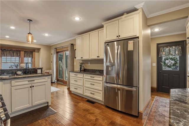 109 Hendy Avenue, Elmira, NY 14905