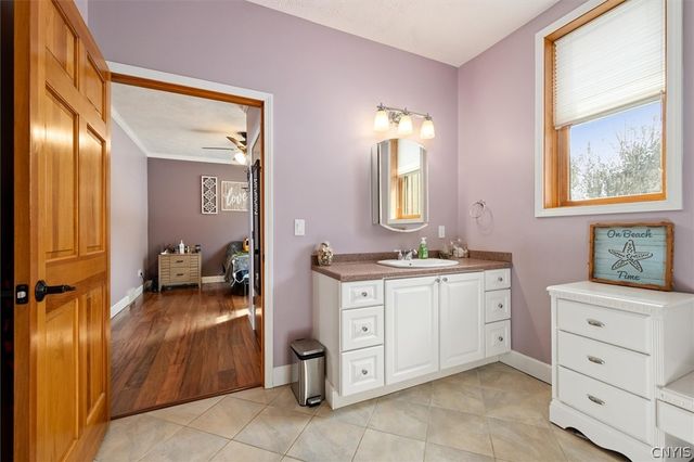 29 Meadowbrook Lane, Hastings, NY 13036