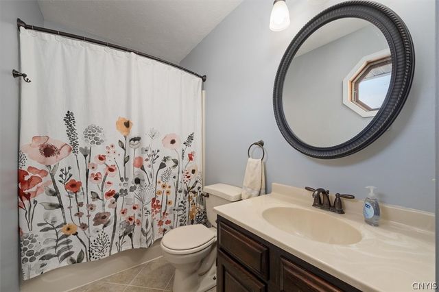 29 Meadowbrook Lane, Hastings, NY 13036