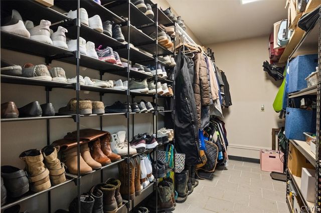 29 Meadowbrook Lane, Hastings, NY 13036