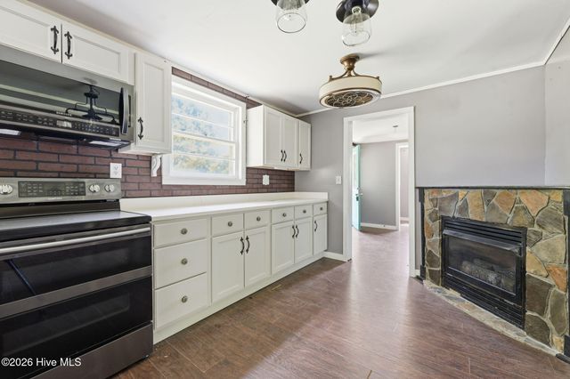 992 Valley River Avenue, Murphy, NC 28906