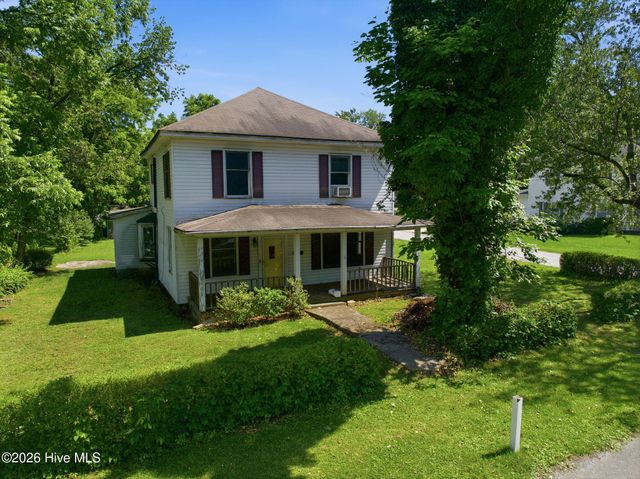 992 Valley River Avenue, Murphy, NC 28906