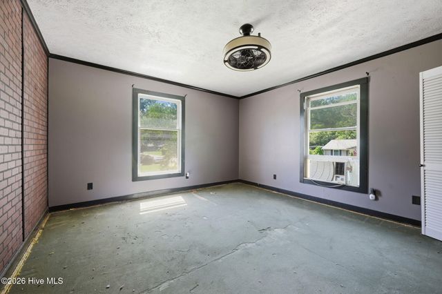 992 Valley River Avenue, Murphy, NC 28906