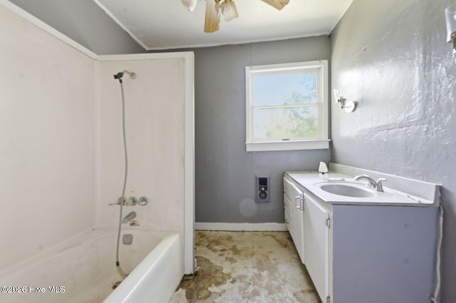 992 Valley River Avenue, Murphy, NC 28906