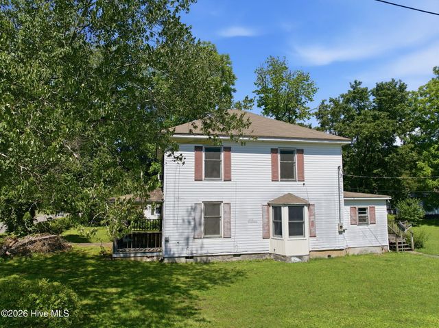 992 Valley River Avenue, Murphy, NC 28906