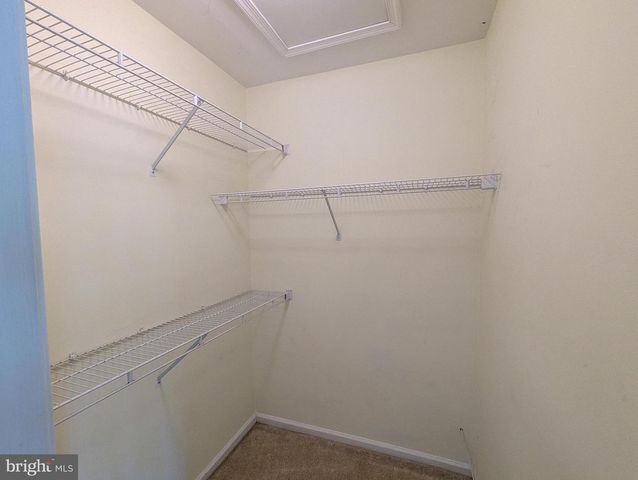 7102 UNION CT, North Wales, PA 19454