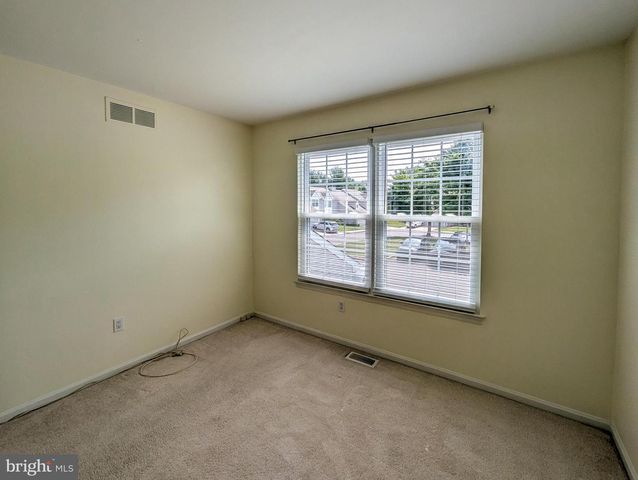 7102 UNION CT, North Wales, PA 19454