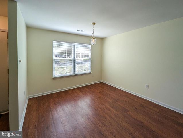 7102 UNION CT, North Wales, PA 19454