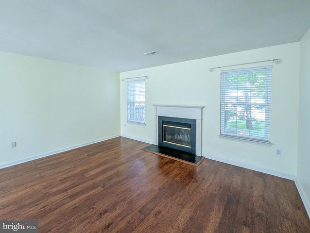 7102 UNION CT, North Wales, PA 19454