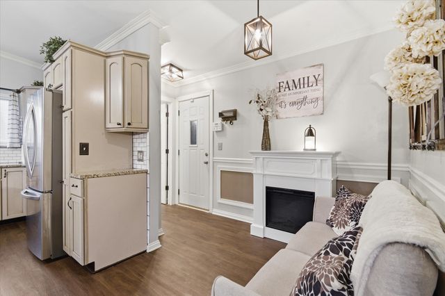 6622 Carriage Hills Drive, Canton, MI 48187