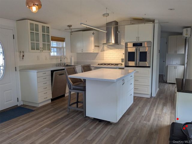4 Treeline Circle 4, Cold Spring, NY 10516
