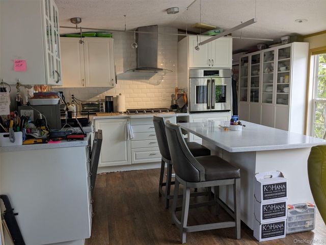 4 Treeline Circle 4, Cold Spring, NY 10516