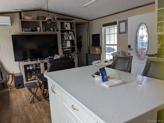 4 Treeline Circle 4, Cold Spring, NY 10516