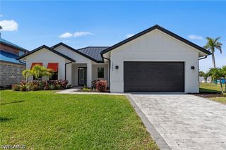 12307 Sweet Kiwi LN, Fort Myers, FL 33908