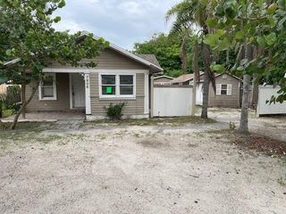 7806 N ORLEANS AVENUE, Tampa, FL 33604