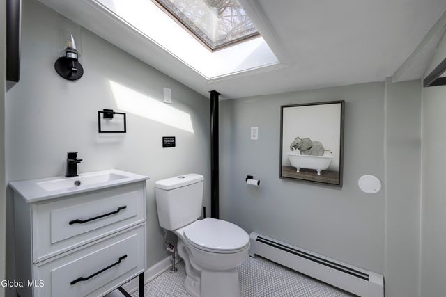 210 Hatchery Road, Moreau, NY 12831