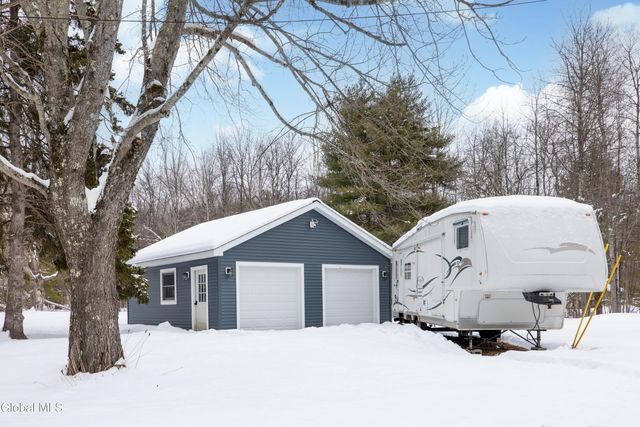 210 Hatchery Road, Moreau, NY 12831