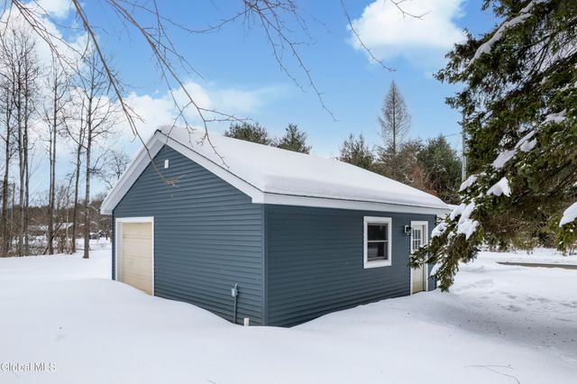 210 Hatchery Road, Moreau, NY 12831