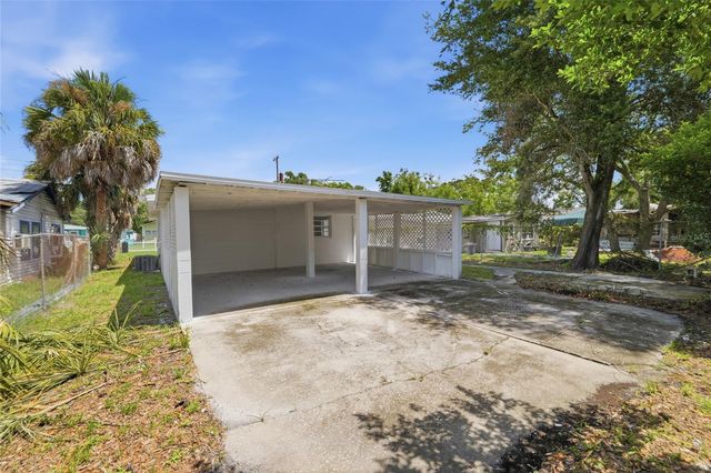 4009 E POWHATAN AVENUE, Tampa, FL 33610