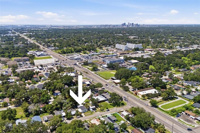 4009 E POWHATAN AVENUE, Tampa, FL 33610