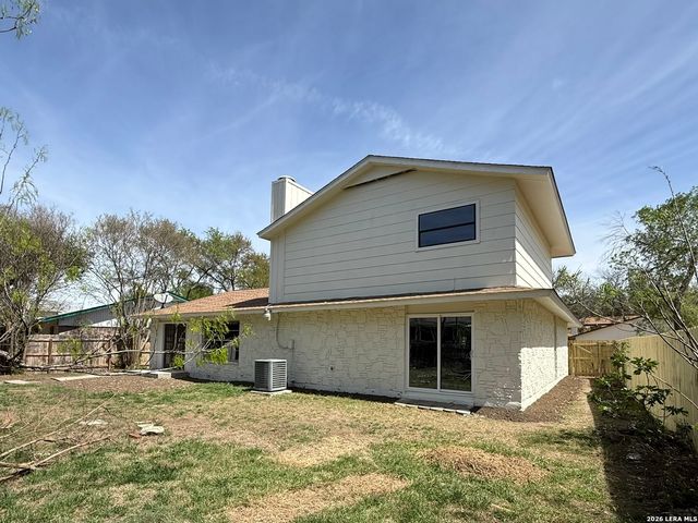 11927 Dawnhaven St., San Antonio, TX 78249