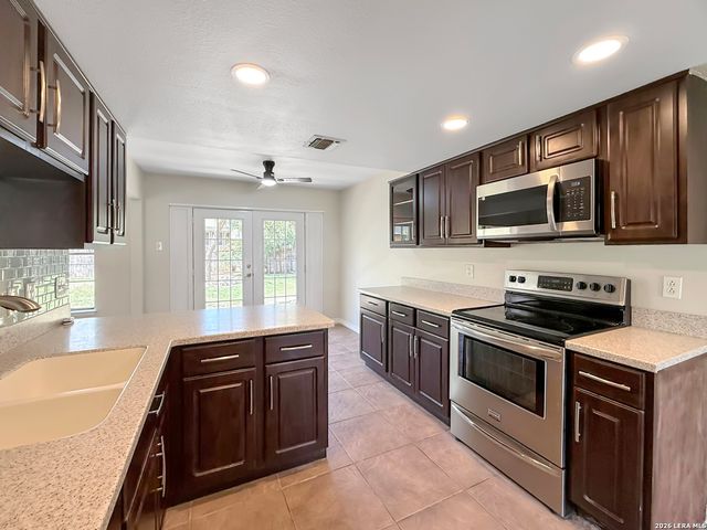 11927 Dawnhaven St., San Antonio, TX 78249