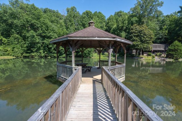 99999 Goose Creek Off Road, Marion, NC 28752