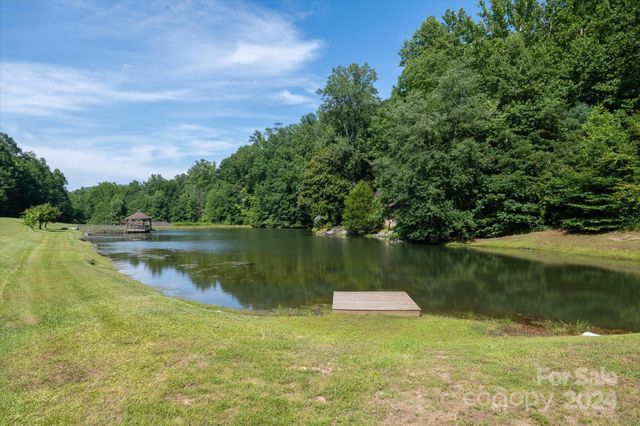 99999 Goose Creek Off Road, Marion, NC 28752