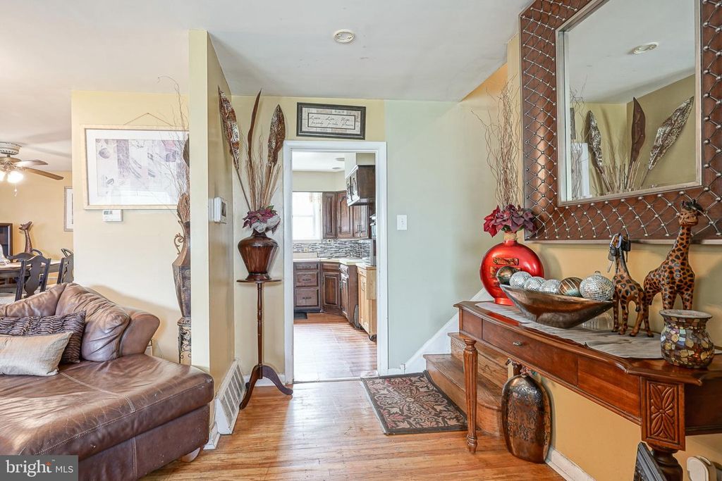 4506 FORREST AVE, PENNSAUKEN, NJ 08110 — photo 2