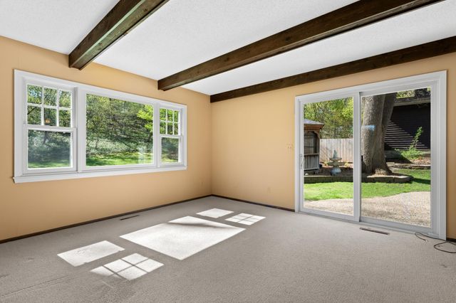 2110 Valkyrie Drive NW, Rochester, MN 55901