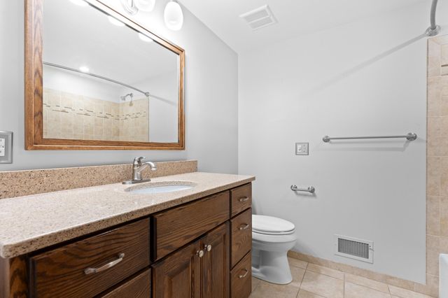 2110 Valkyrie Drive NW, Rochester, MN 55901