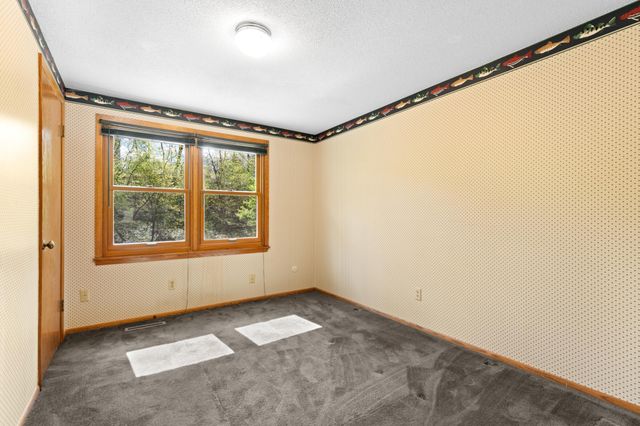2110 Valkyrie Drive NW, Rochester, MN 55901