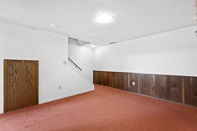 2110 Valkyrie Drive NW, Rochester, MN 55901