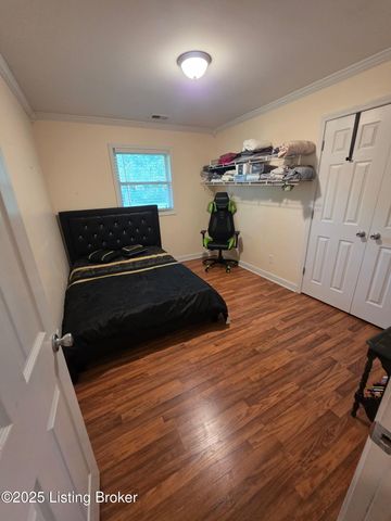 1015 Mt Holly Rd, Louisville, KY 40118