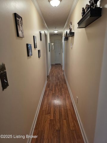 1015 Mt Holly Rd, Louisville, KY 40118