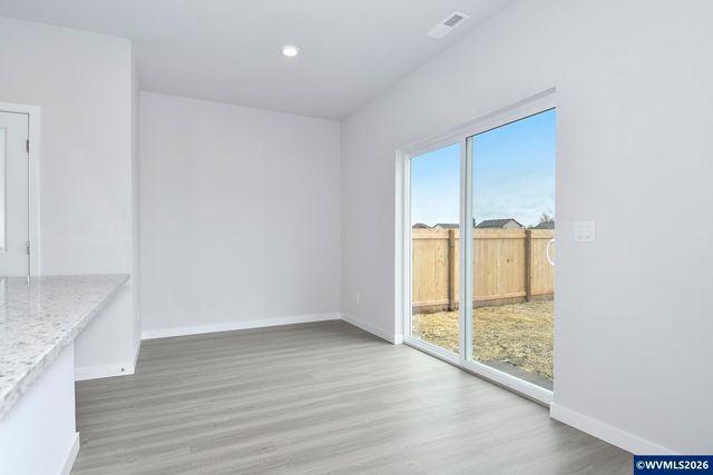 1343 Owl Av, Woodburn, OR 97071