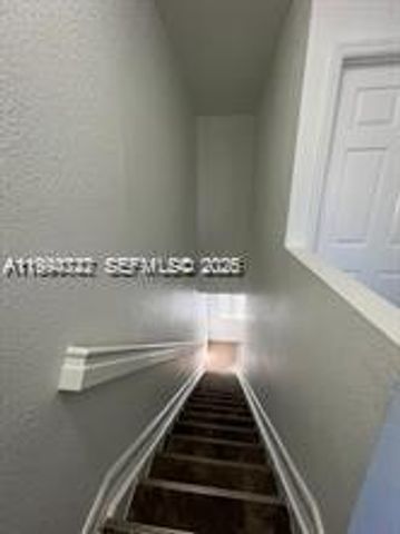 7995 NW 8th St 115, Miami, FL 33126