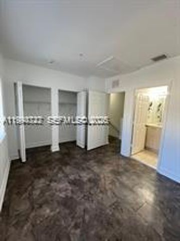 7995 NW 8th St 115, Miami, FL 33126