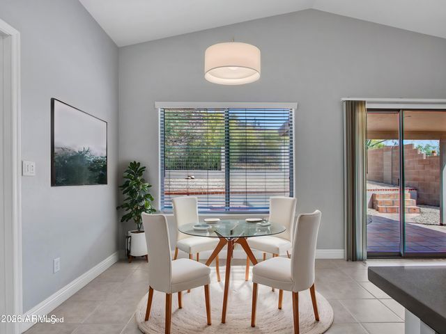 2238 E Heston Drive, Phoenix, AZ 85024